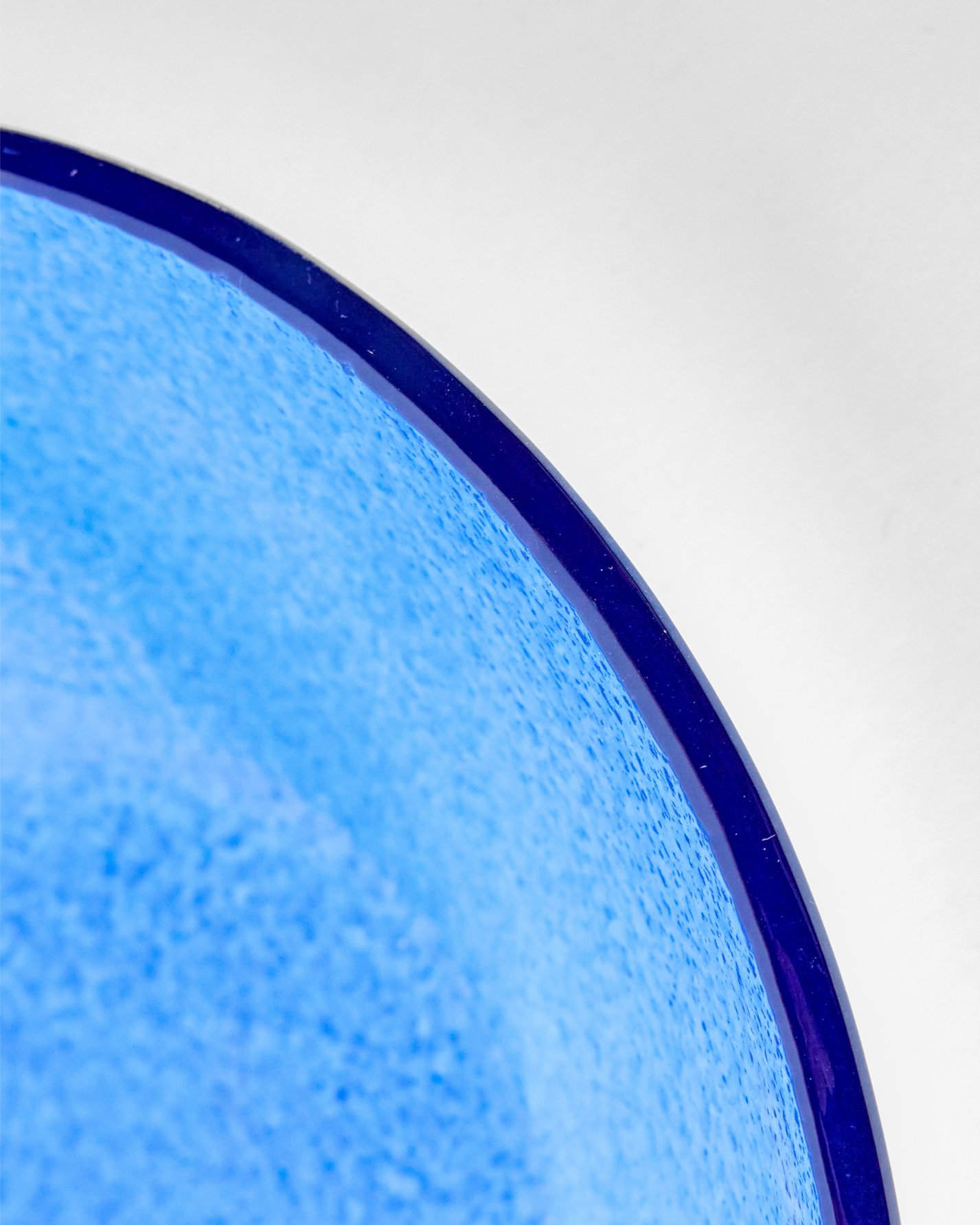 BETTY BLUE Cam Tabak (Ø24.5cm)